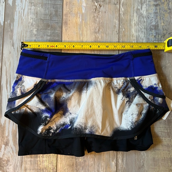 New with tags lululemon skirt - Picture 2 of 10
